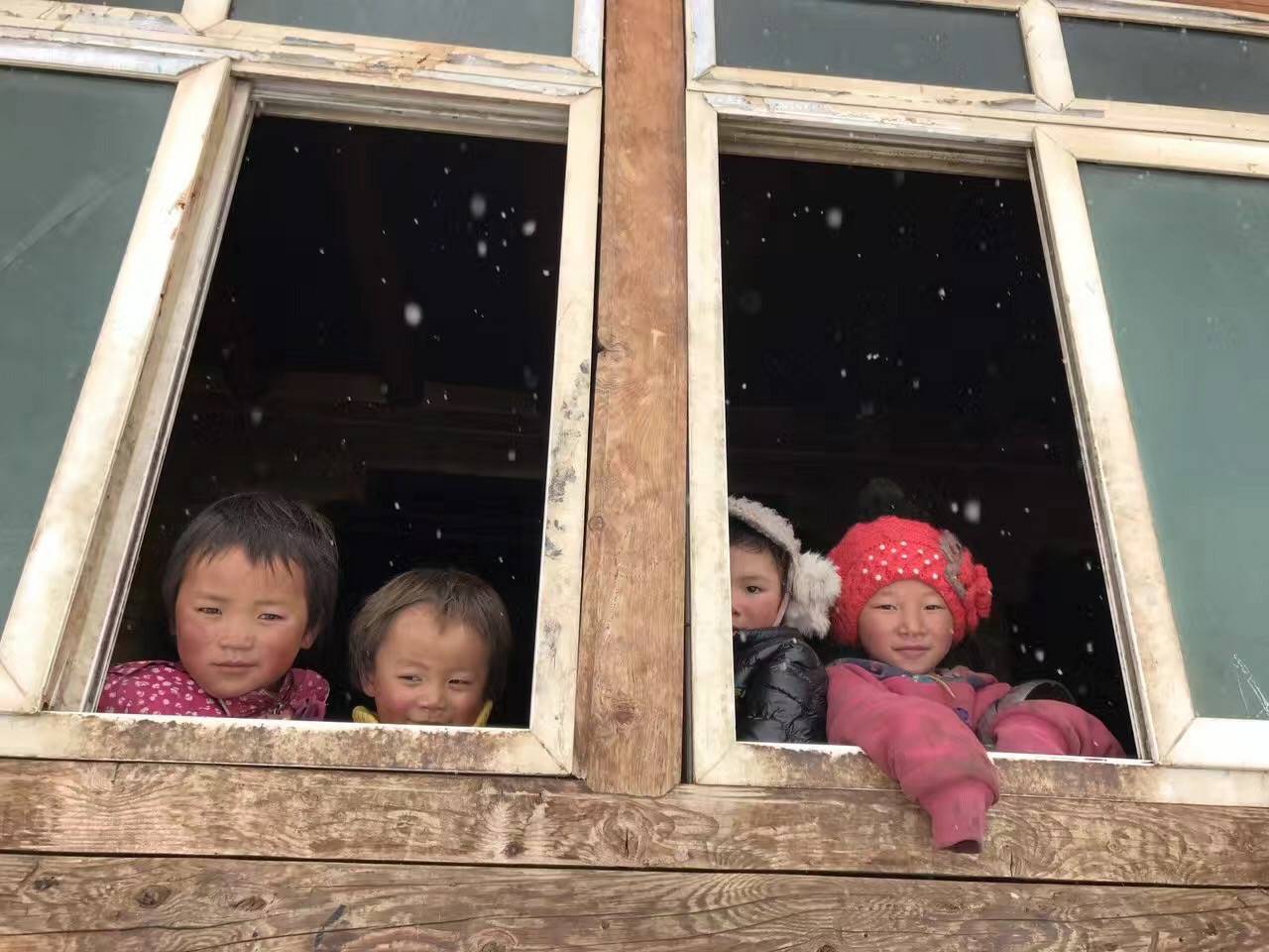 上海圣安无人机监控技术有限公司公益回顾丨家国同欢月同圆 温暖满载甘孜州(图9)