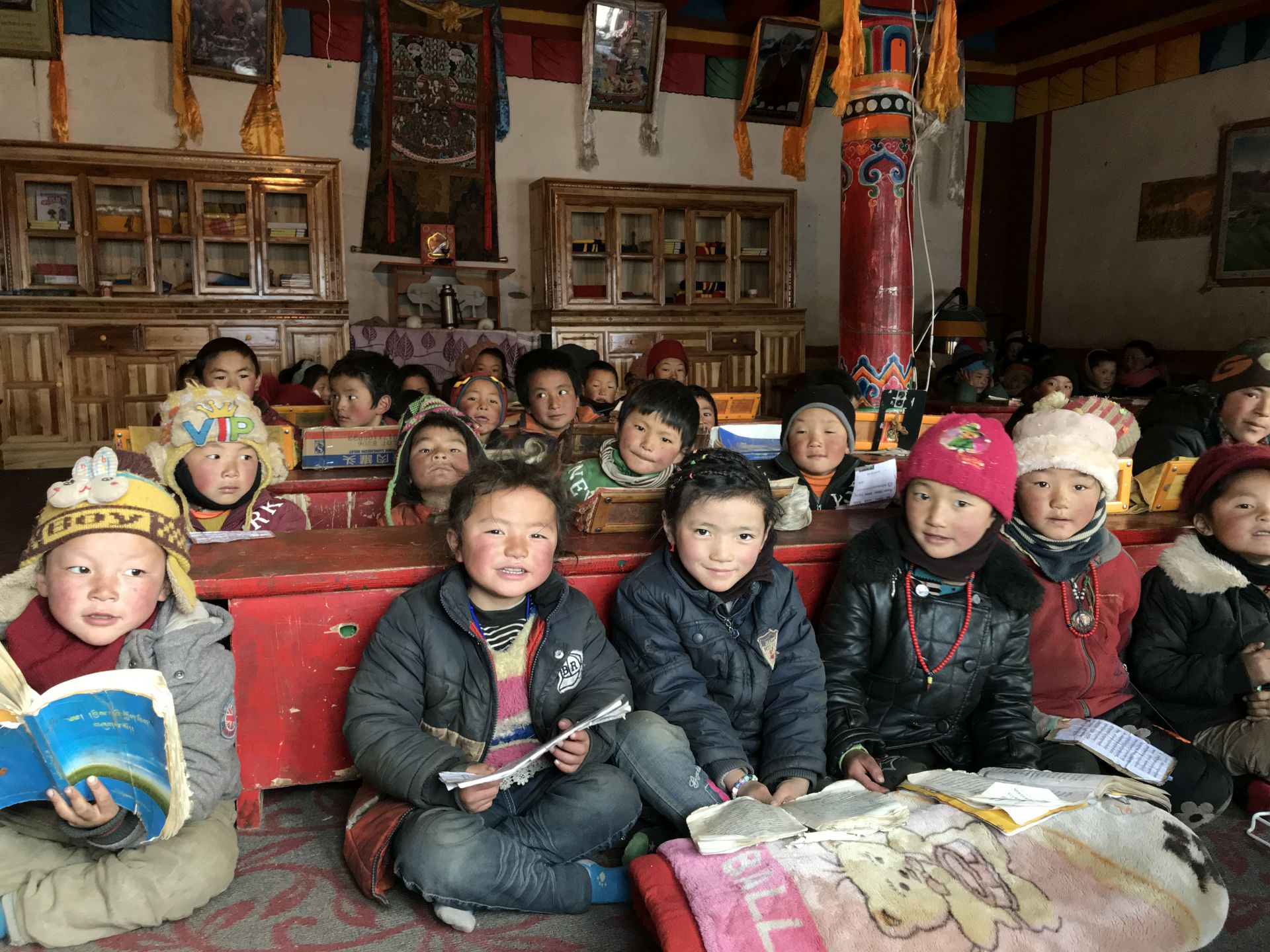 上海圣安无人机监控技术有限公司公益回顾丨家国同欢月同圆 温暖满载甘孜州(图11)